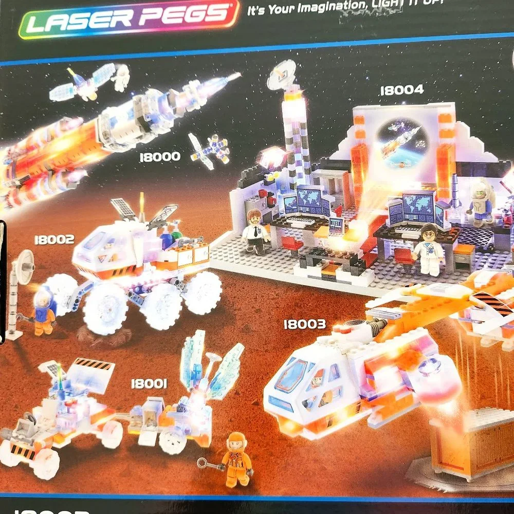 NWT MARS Rover Laser Pegs 7+ 200 Pieces 18002 Lights Up LED Discount Shipping